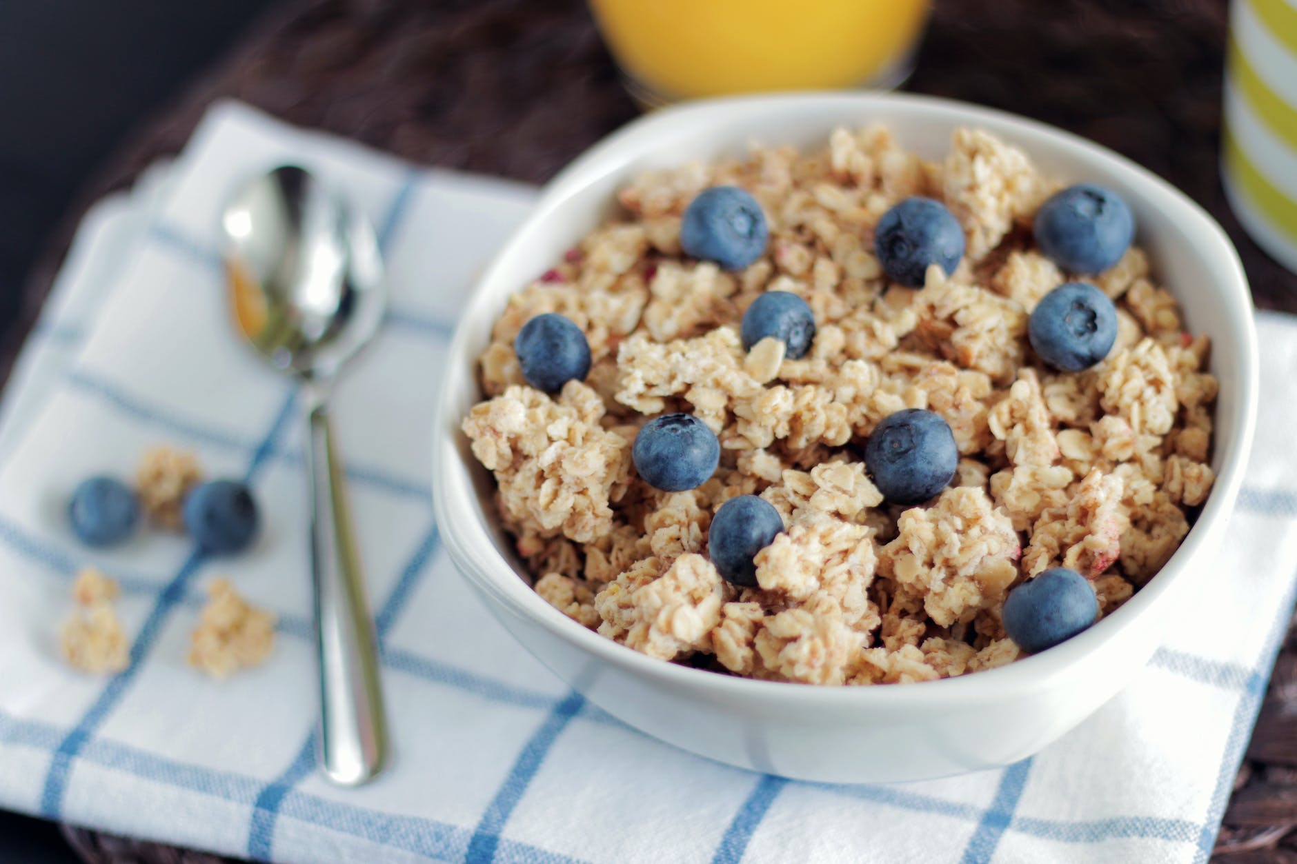 blueberry bowl breakfast cereal