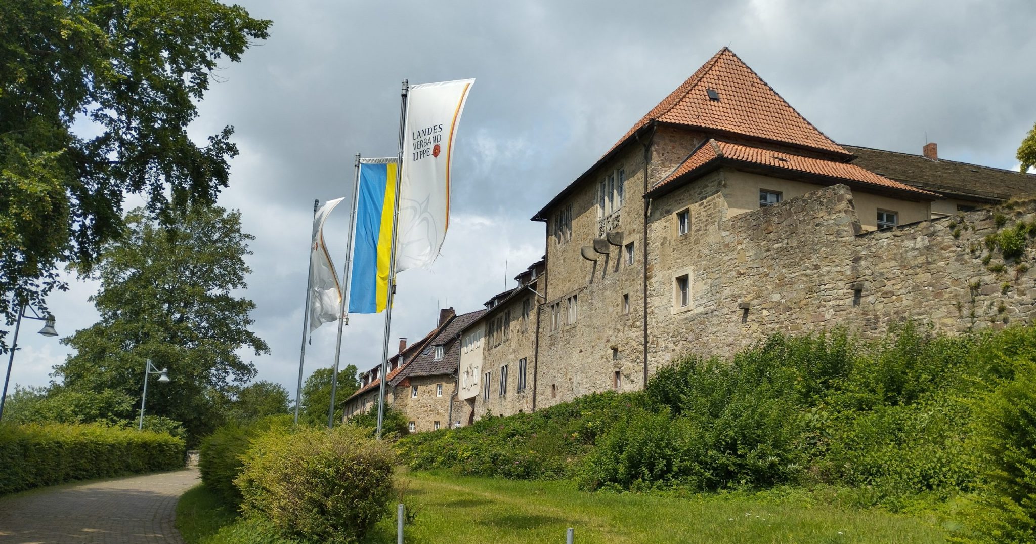 eben-ezer-er-ffnet-ev-natur-wald-kita-burg-sternberg-mein-lemgo